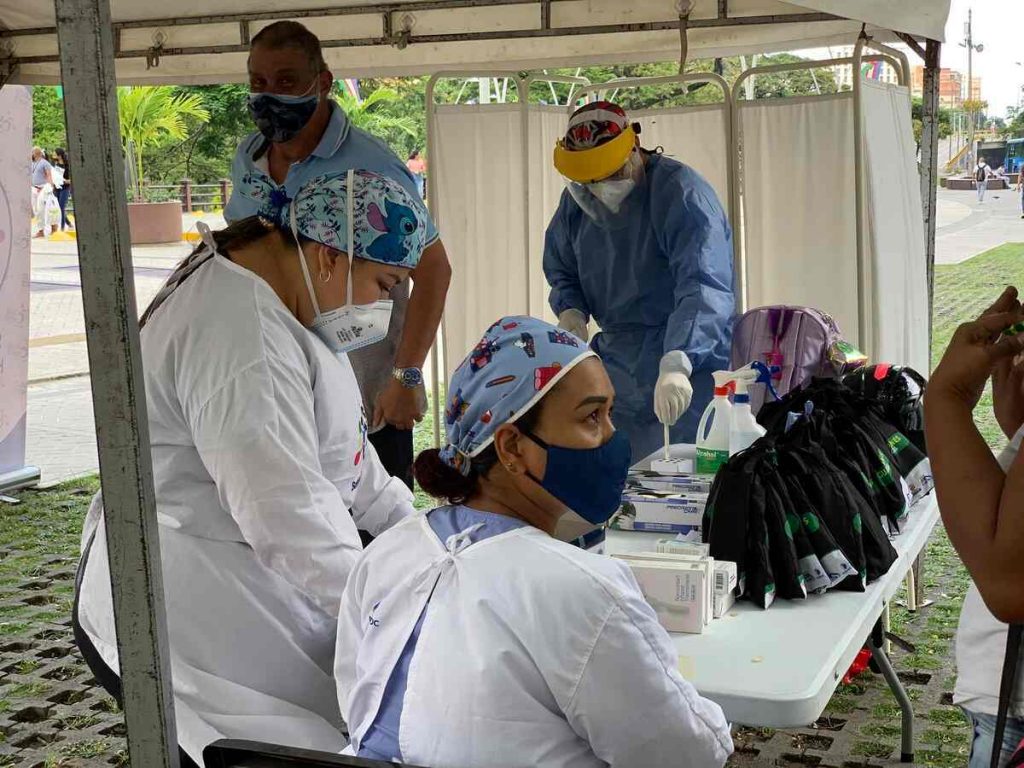 Continúan las pruebas gratuitas para detectar Covid-19 en el Bulevar