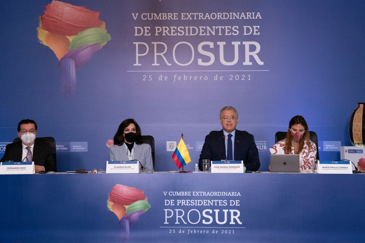 Vacunación masiva y reactivación económica: la agenda de Duque en la Cumbre Presidencial Prosur