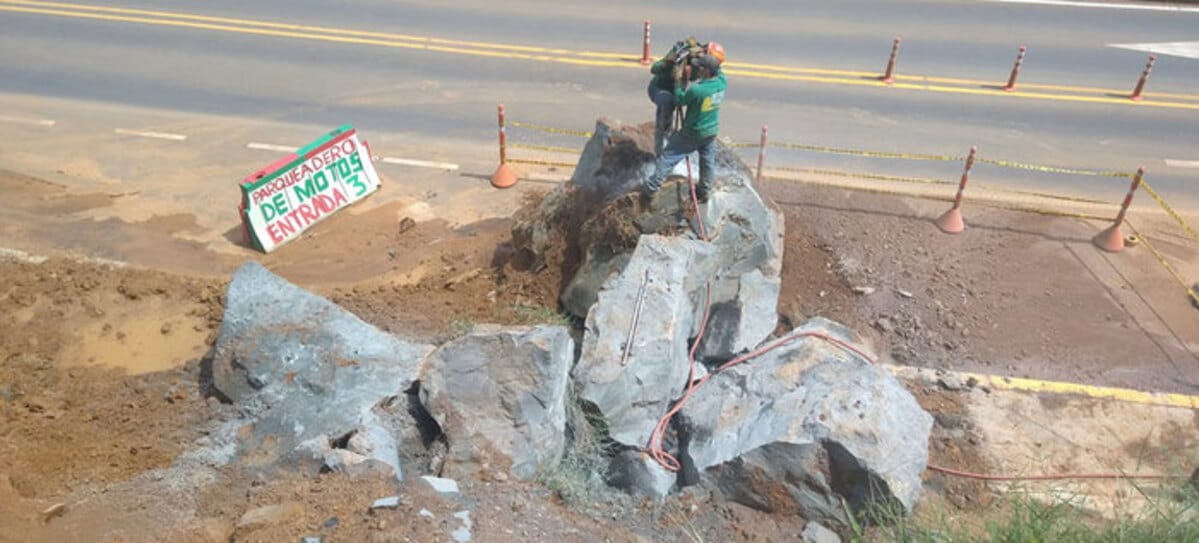 Evalúan derrumbe que afectó la obra de ampliación de la vía a Pance