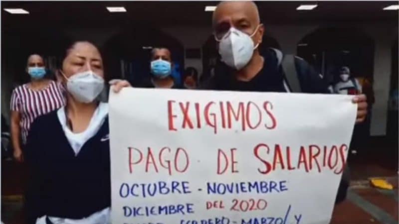 Funcionarios del Hospital San Juan de Dios protestan por atrasos en los salarios