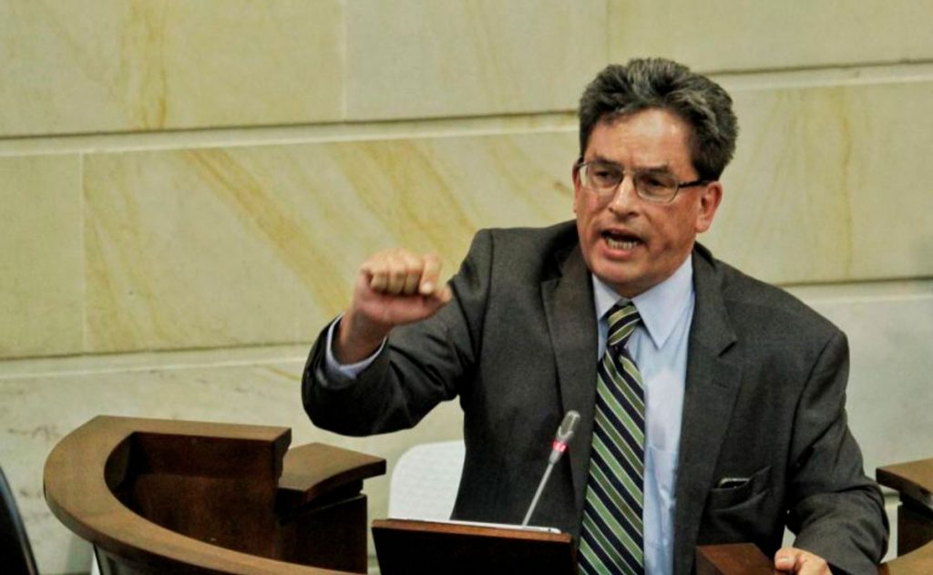 Alberto Carrasquilla fue nombrado por Duque codirector del Banco de la República