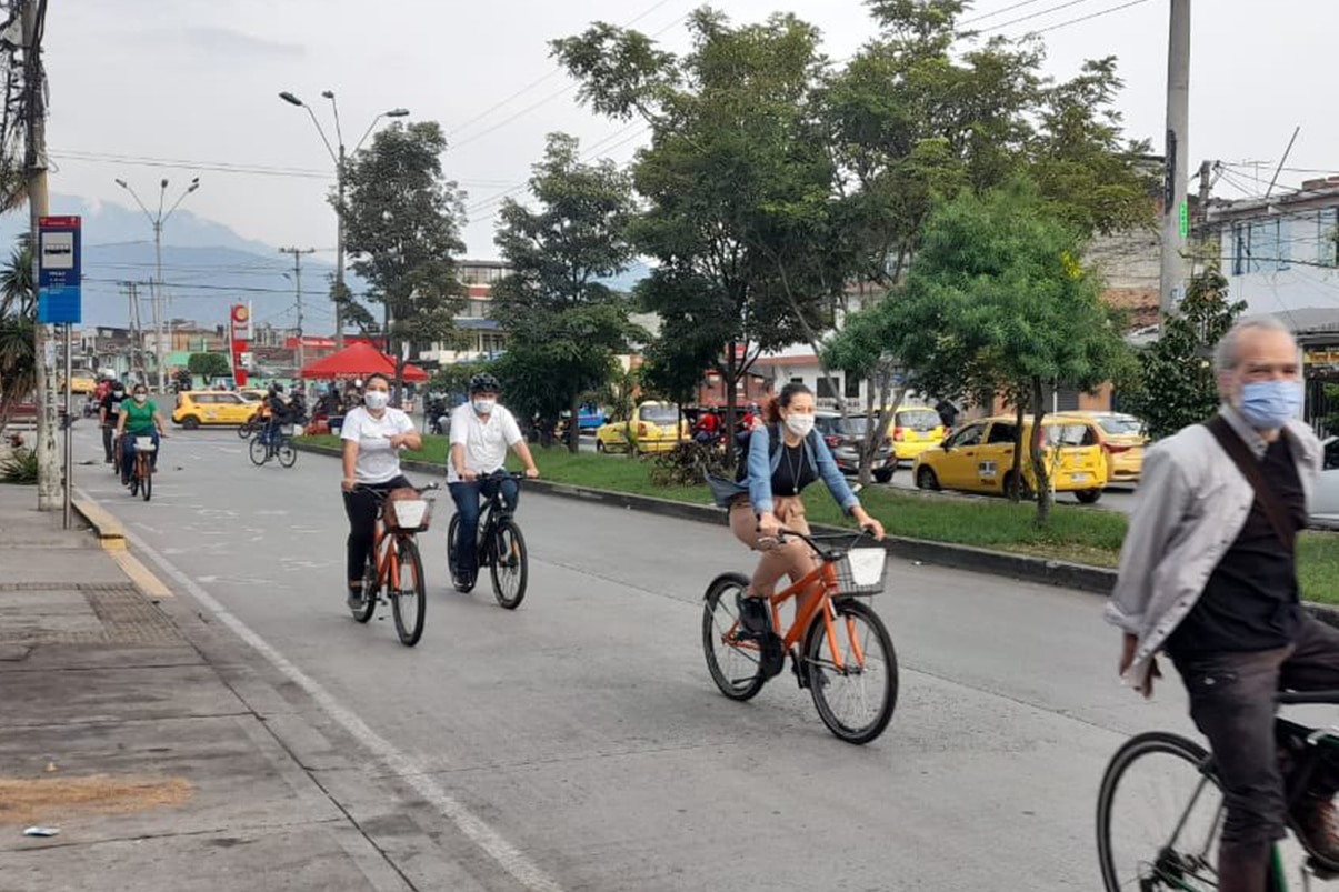 Anuncian construcción de 110 kilómetros de ciclorrutas para andar en bicicleta por Cali