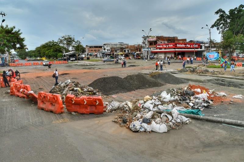 Avanzan los desbloqueos de vías en puntos estratégicos de Cali