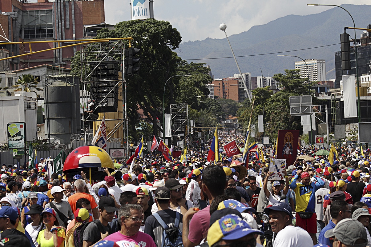 EEUU, UE y Canadá listos para revisar política de sanciones a Venezuela