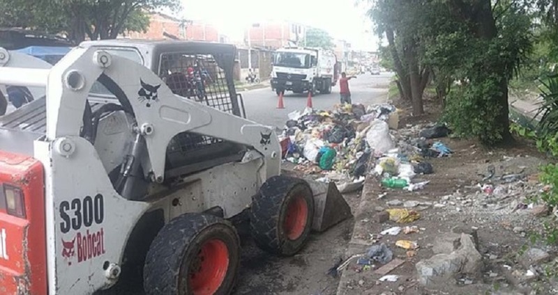 Empresas de aseo continúan con recolección de basuras en el oriente de Cali
