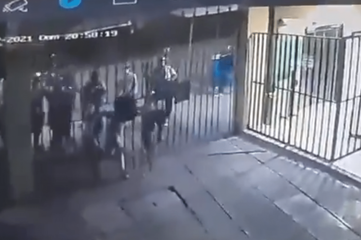 Así intentaron robar a unidad residencial en el norte de Cali