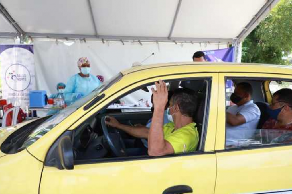 Jornada especial de vacunación covid-19 para taxistas y particulares