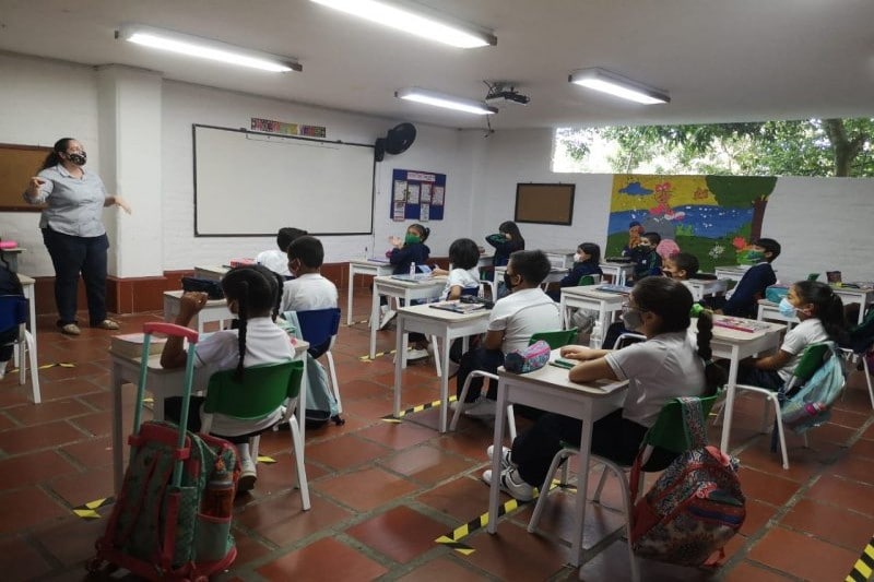 “Servicios educativos se prestarán de manera presencial”: MinSalud