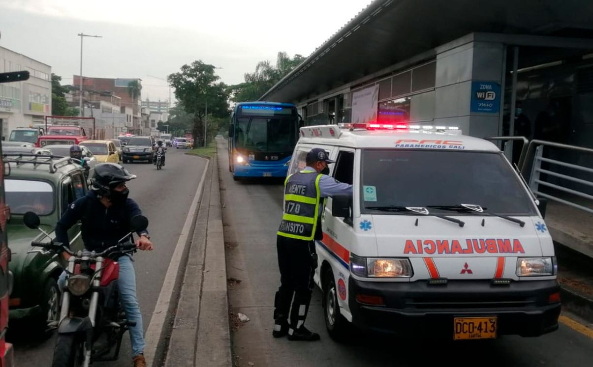 En junio han multado más de 600 conductores en Cali por mal comportamiento