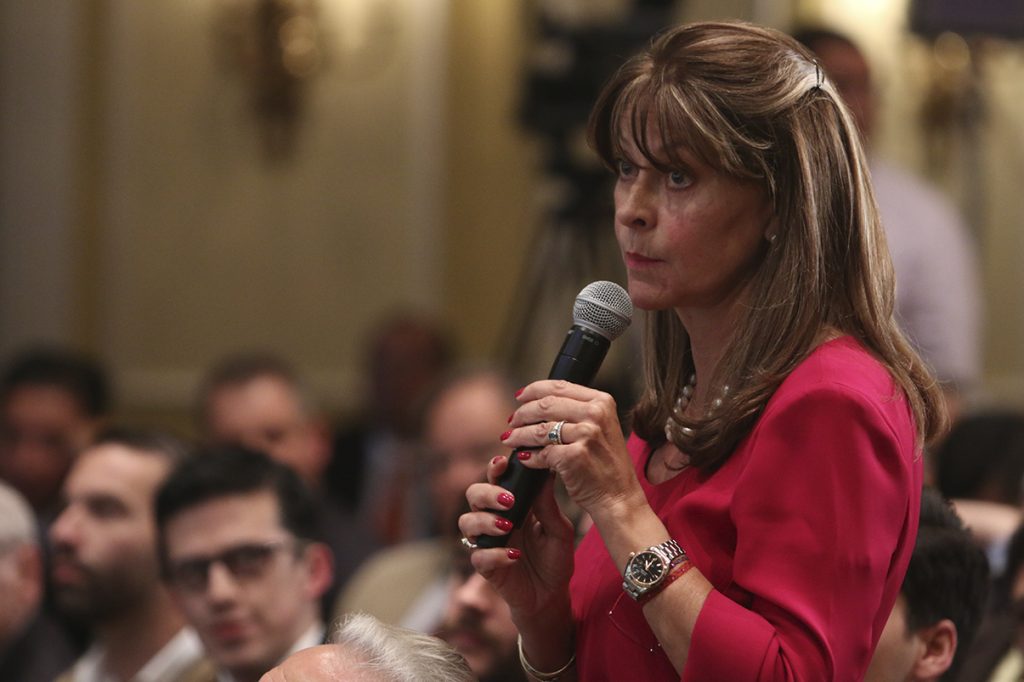 Vicepresidenta cree que protestas fueron organizadas para deteriorar el país