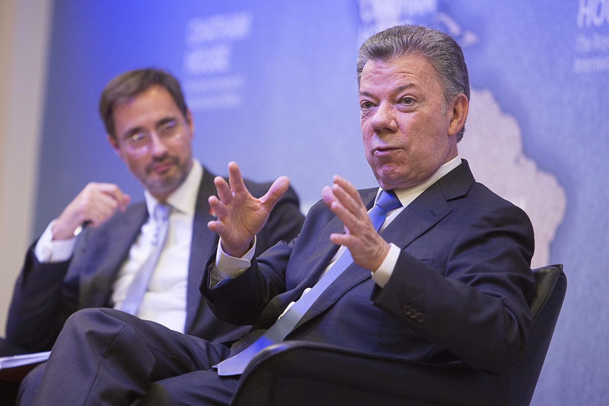 Archivan investigación de campaña presidencial de Santos con presuntos fondos Odebrecht