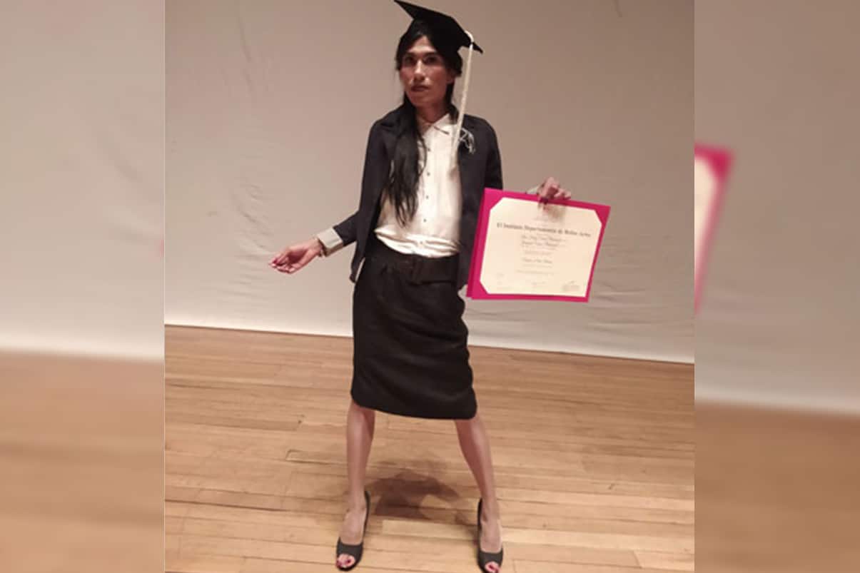 Bellas Artes Cali graduó a primer 'Maestre' en Artes Plásticas