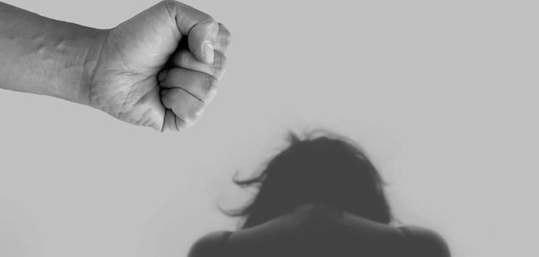 Reportan disminución del 58% en casos de feminicidio en Valle durante 2021