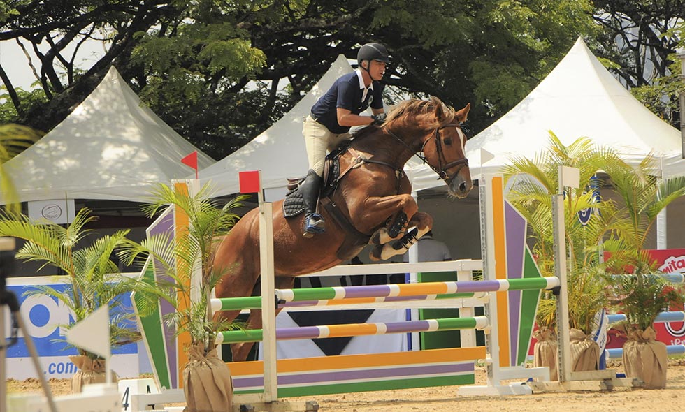 Comenzó en el Club Campestre de Cali el concurso nacional de Salto 2021