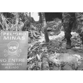 Familias de militares muertos en campo minado en Dagua aún esperan sus cuerpos