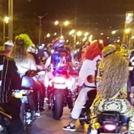 Caravanas de motociclistas desafiaron restricciones en Cali durante esta madrugada