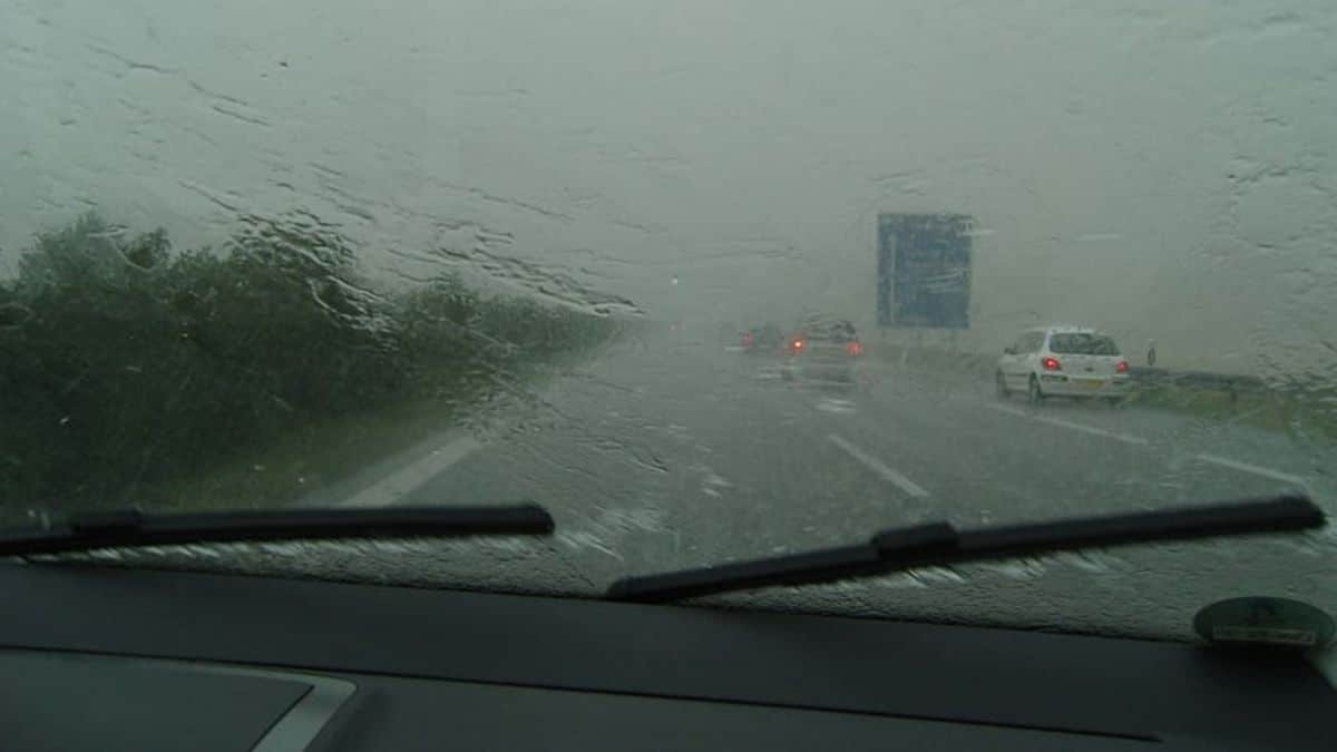 Fuerte granizada cayó este sábado en Cali