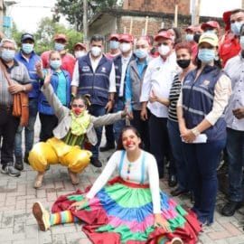 Alcaldía entregó calles de adoquines en barrios del oriente de Cali