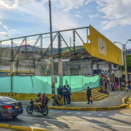 Inician cierre de predios vandalizados y que se han vuelto foco de inseguridad