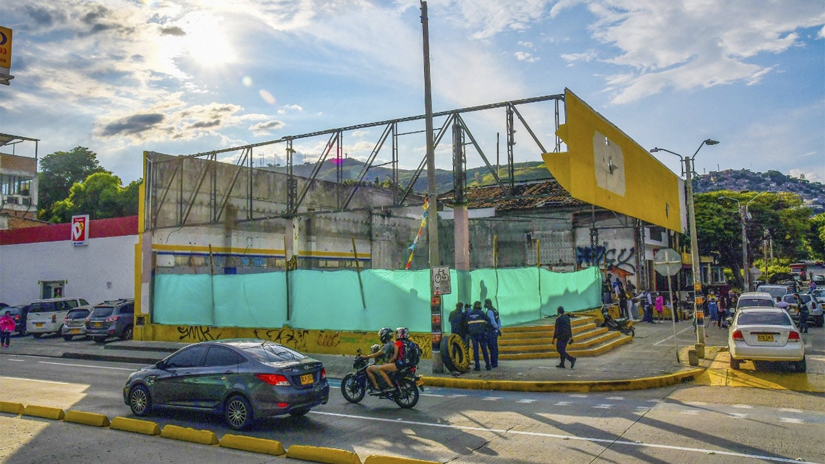 Inician cierre de predios vandalizados y que se han vuelto foco de inseguridad