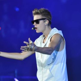 Justin Bieber se suma al negocio de la marihuana