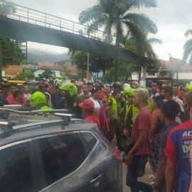 Procedimiento policial donde murió presunto ladrón terminó en pelea