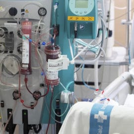 Personas con antecedentes de cáncer, con más riesgo de complicaciones covid