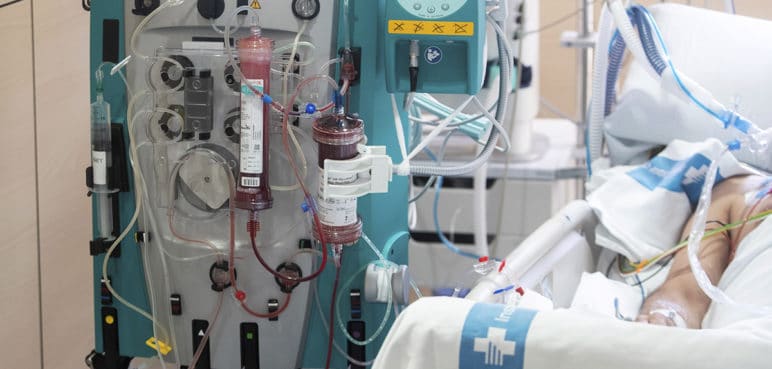Personas con antecedentes de cáncer, con más riesgo de complicaciones covid