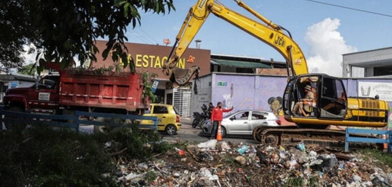 Emcali retira diariamente 100 toneladas de basura de los alcantarillados