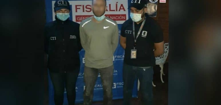 Expolicía fue pedido en extradición a EEUU por agredir a su pareja en Texas
