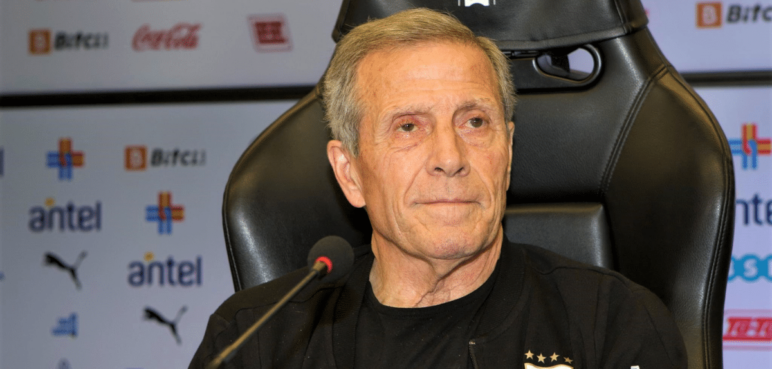 El fin de una gran era 'charrúa': Tabárez dejó de ser el DT. de Uruguay
