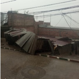 Fuertes lluvias en Cali ocasionan caída de techos en Los Chorros
