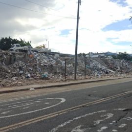 Habitantes piden reubicar escombrera de la 50 en Cali por contaminación