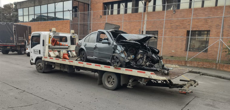 ¿Iba borracho? Aparatoso accidente en el norte de Cali dejó 4 lesionados