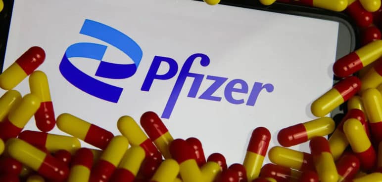 Una píldora de Pfizer reduce casi un 90 % el riesgo de muerte por covid-19