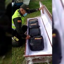 Caen sujetos que transportaban ataúdes llenos de marihuana
