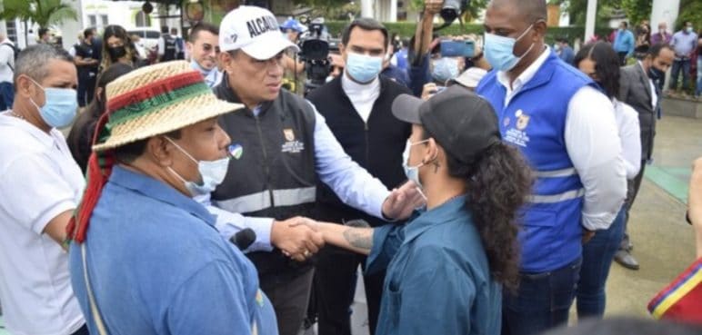 Jóvenes ofrecieron disculpas al secretario de Seguridad por agredirlo