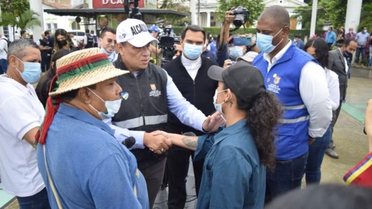 Exembajador Sanclemente, imputado por destrucción de pruebas de narcofinca