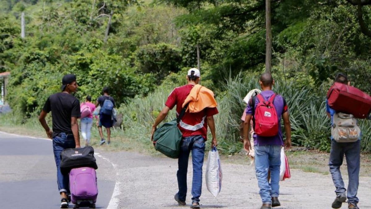 Duque plantea que salario mínimo para  2022 sea de un millón de pesos