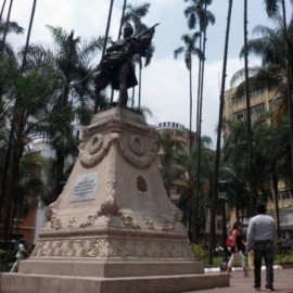 Cerrarán 5 sitios en Plaza de Caicedo donde practican actividades sexuales. Conozca aquí el porqué