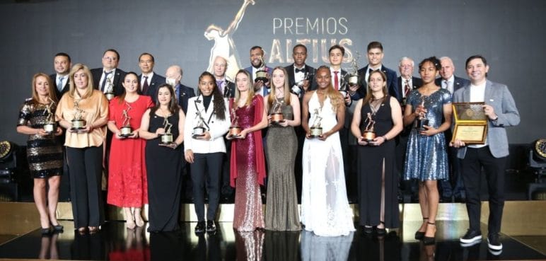 El Valle recibió tres galardones deportivos en los Premios Altius 2021