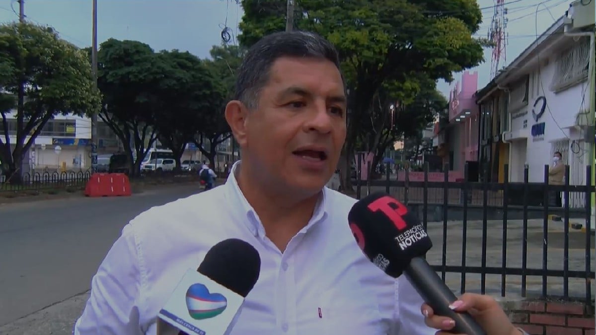 Alcalde de Cali verifica progreso de obras de los separadores viales