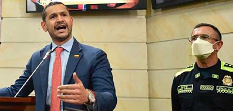 Se aprueba proyecto de ley que busca la profesionalización de la Policía