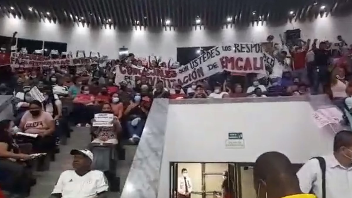Alcalde Ospina pide paciencia a caleños por arreglos de la red semafórica