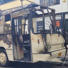 Queman casa rodante al oeste de Cali