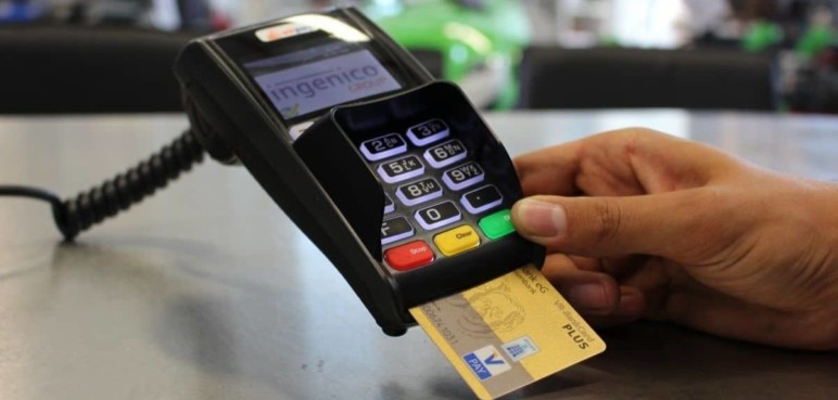 Incremento en el cobro de servicios en algunos bancos del país