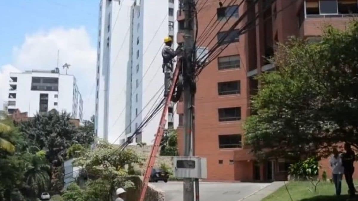Emcali suspende energía a dispositivos de Claro a causa de incumplimiento de pagos