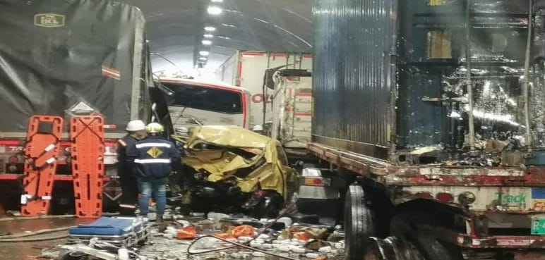 Aumenta la cifra de muertos luego de trágico accidente en túnel de La Línea