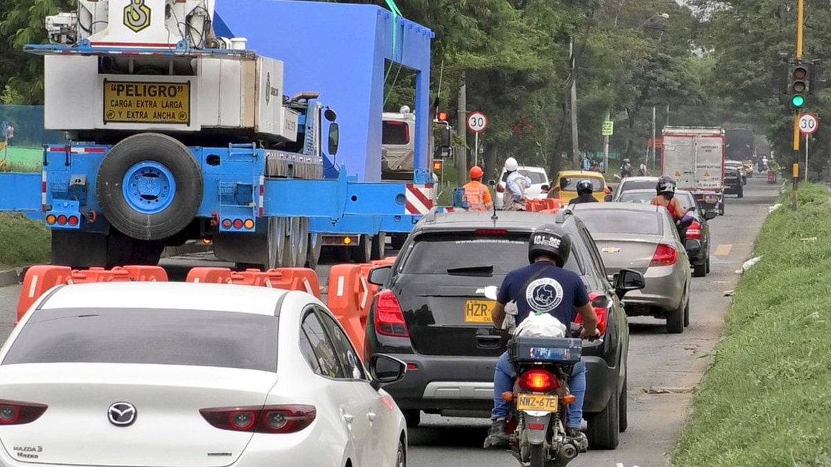Avanza recuperación de vías en Valle afectadas por la ola invernal