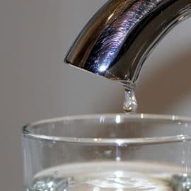 Turbiedad del río Cauca afecta servicio de agua de cientos de familias en Cali
